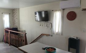 Hermoso loft con balcón y terraza